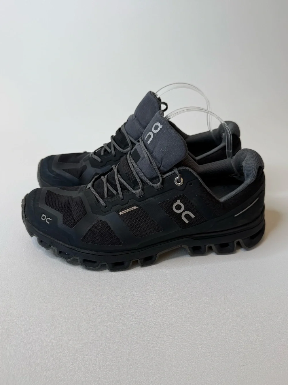 On Running Cloudventure Waterproof Trail Black Running Sneakers Size 9.5
